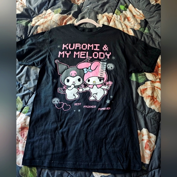 Hot Topic Tops - Kuromi & my melody t-shirt